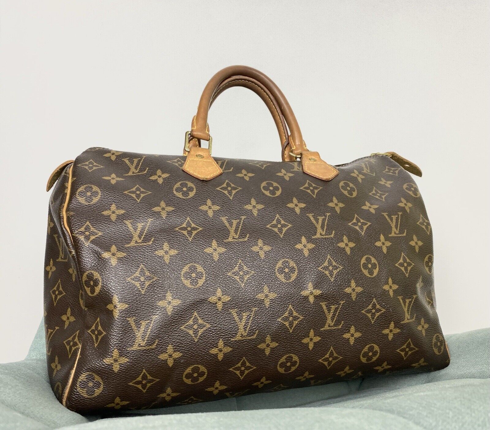 Túi xách siêu cấp Louis Vuitton Speedy 35 giống thật 99 Nguyên Hộp