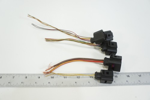 03-18 Bentley GT GTC Spur Air Suspension Compressor Pump WIRE PLUG CONNECTORS OE - Picture 4 of 12