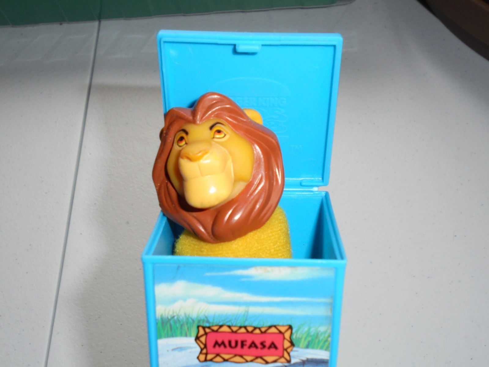 Vintage Disney Lion King MUFASA Finger Jack in the Box Toy Burger King