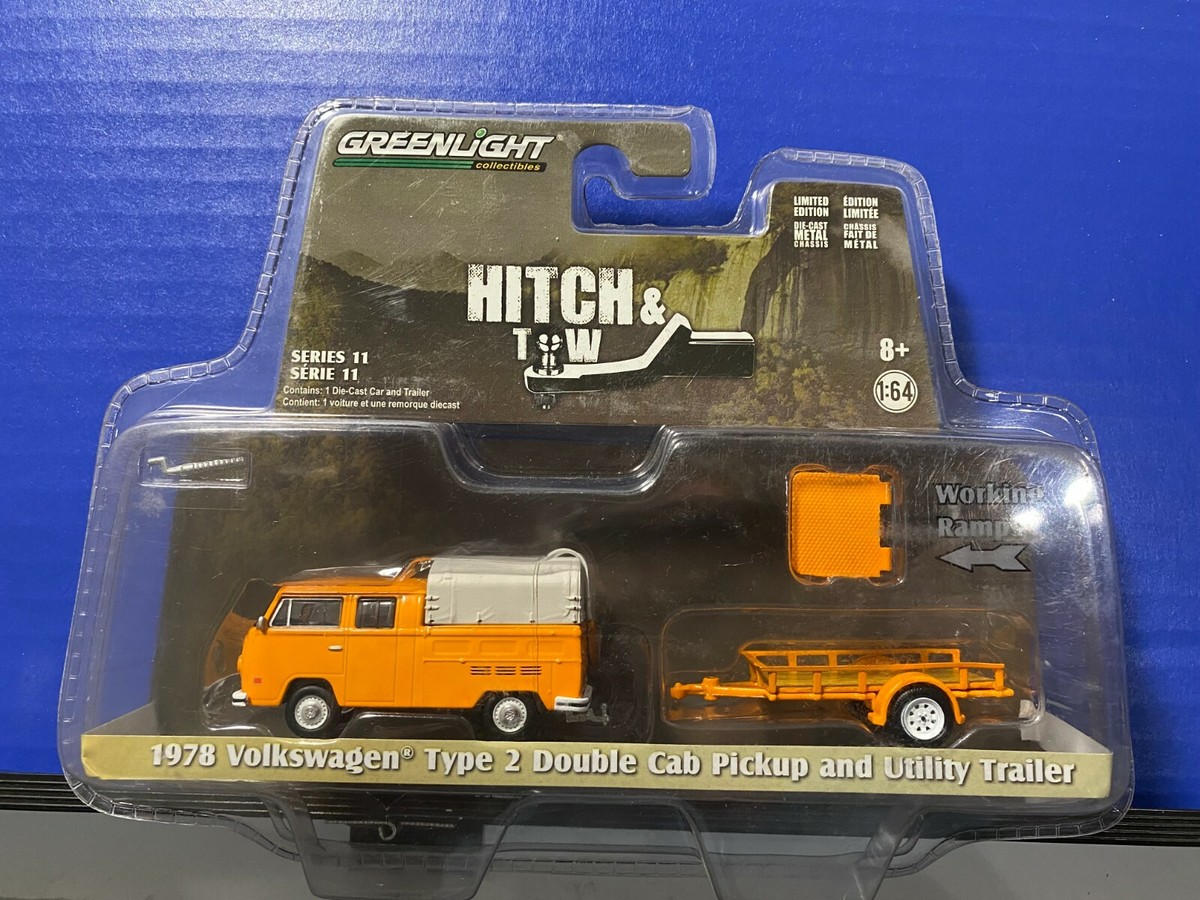 1/64 GREENLIGHT HITCH & TOW 78 VOLKSWAGEN TYPE 2 DOUBLE CAB P/U