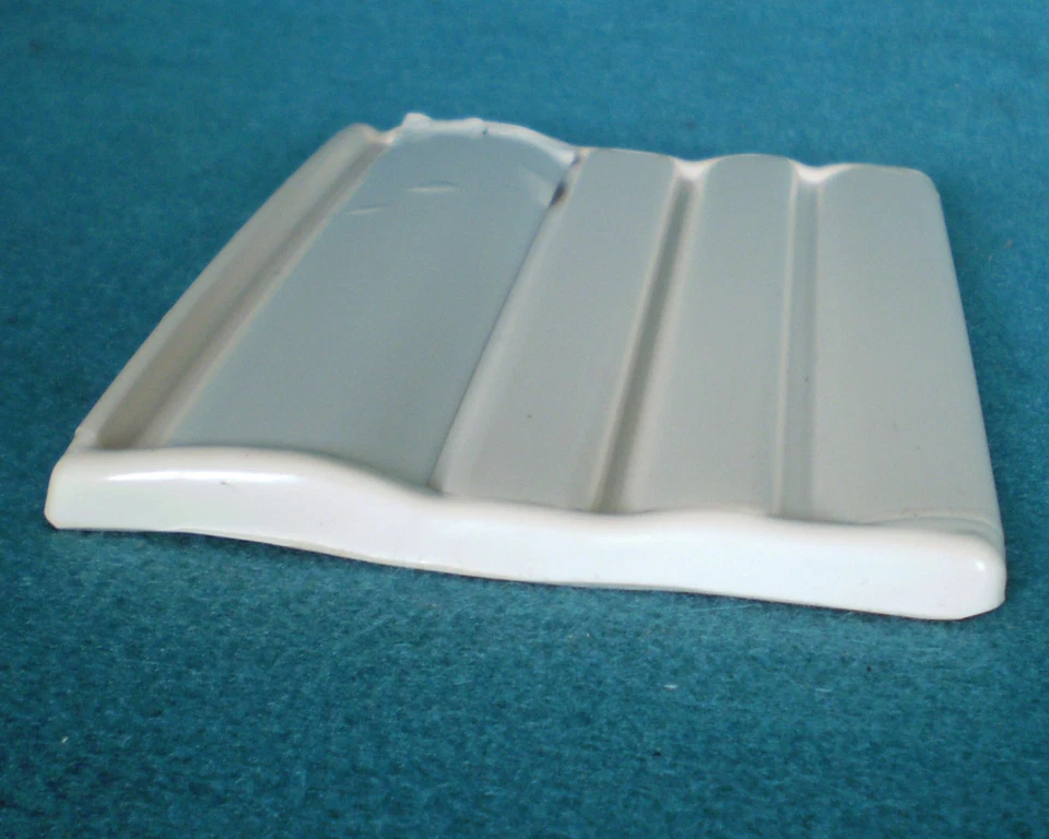 Chevrolet Silverado 1999 2002 cabina estándar LH RR moldura 88937507 GM1654110 Foto 3 de 4