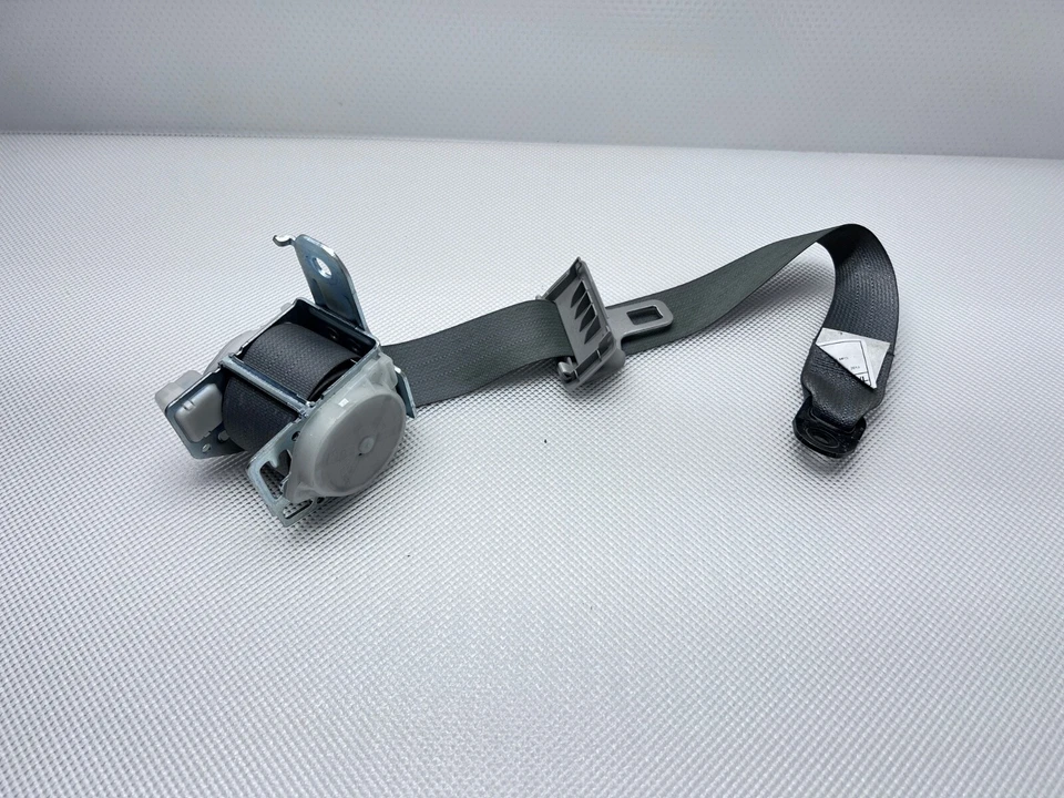 Toyota Avalon 2013-2018 cinturón de seguridad trasero derecho retractor 7336007041 OEM Foto 4 de 4