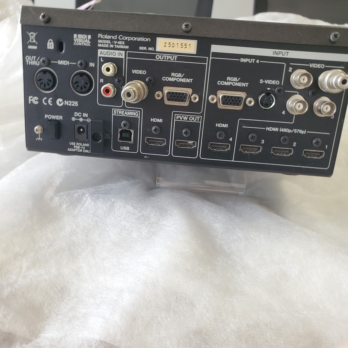 Roland V-4EX Four Channel Digital Video Mixer Good Working