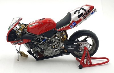 Minichamps 1/12 Scale Diecast 122 001221 Ducati 996 Superbike 2000