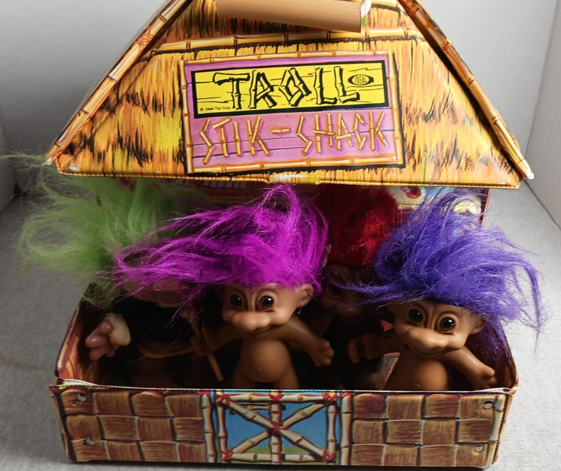 Vintage Ideal TROLL STIK SHACK Tiki Hut Fold-Out Playset House + 3 Trolls