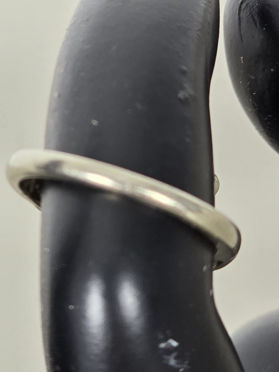 Beautiful Vintage ELBE 10K white gold ring with  a  real diamond weighing 3.4 G View 4