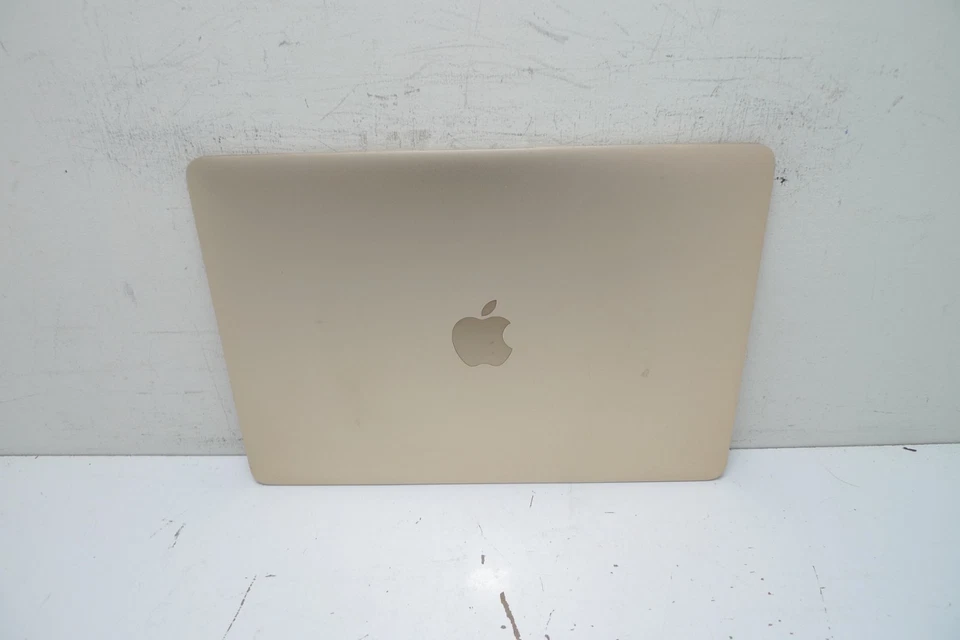 Apple MacBook 8,1 12" 2015 | M-5Y31 | 8GB RAM | 256GB NVMe | 1189 Cycles | Read - Image 2 of 4