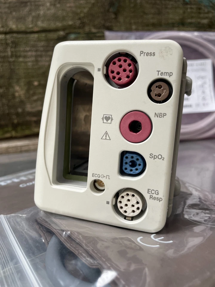 MONITOR PHILIPS INTELLIVUE X2 M3002A con BATT, SpO2; Manguera NUEVA EN CAJA, puños, ECG Foto 3 de 4