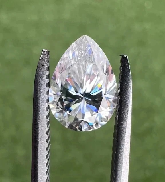 Loose CVD Lab-Grown Diamond 6 x 4 mm Pear - D Color - Clarity IF ...