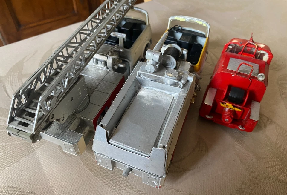 NOREV 1/43e camions de pompiers créations artisanales - Photo 3/4