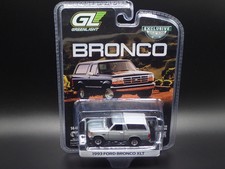 2026 GREENLIGHT GREEN MACHINE RAW CHASE 1993 FORD BRONCO XLT HOBBY EXCLUSIVE
