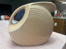Fiesta Fiestaware Vtg Peach Large Water Disc Water Pitcher. Made In USA