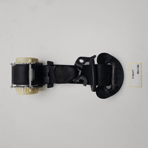 BMW 525i Gurtaufroller vorne 7130277 2005-2006