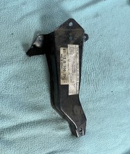 BMW E31 41138108790 - Stütze rechts 8er Stoßstange Original