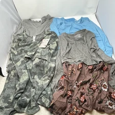 Latched Mama Nursing Long Sleeve Tops Sz XS Lot of 4, Camo, Blue, Gray Cardigan