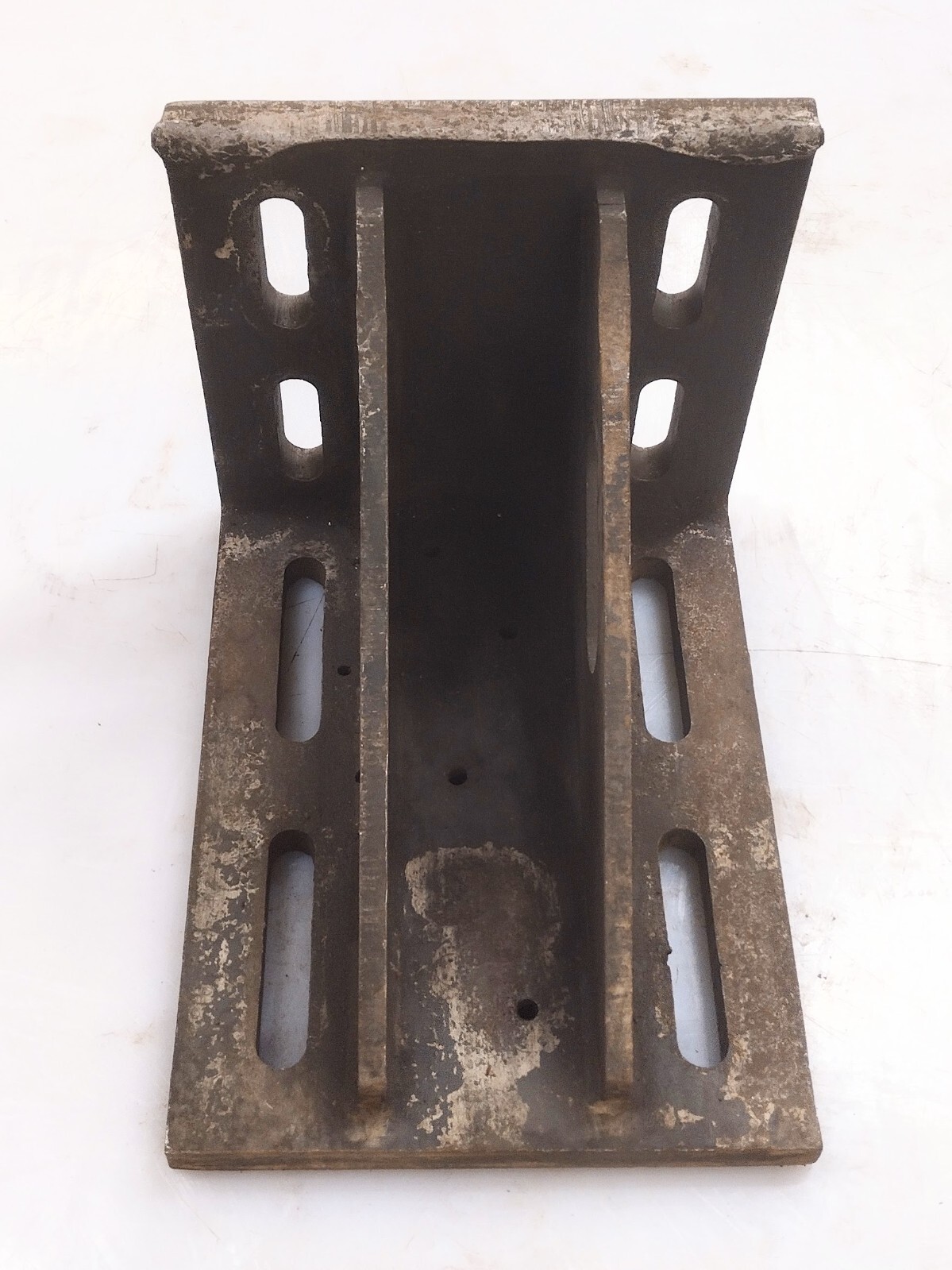 16X12X11.75" WEBBED ANGLE PLATES WITH MOUNTING SLOTS CAST IRON