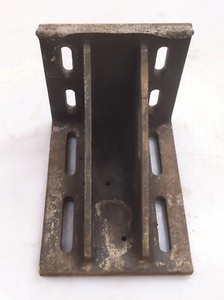 16X12X11.75" WEBBED ANGLE PLATES WITH MOUNTING SLOTS CAST IRON