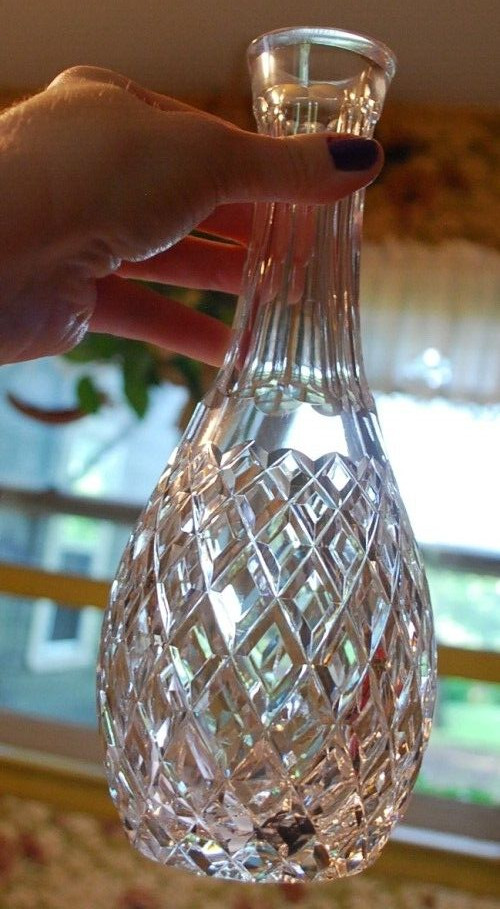 COMERAGH Vtg HAND CUT WATERFORD CRYSTAL Decanter W Stopper PANELS/DIAMONDS 12.75