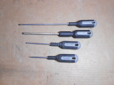 WESTWARD FLAT HEAD/ SCRATCH AWL 4 PC DRIVER SET
