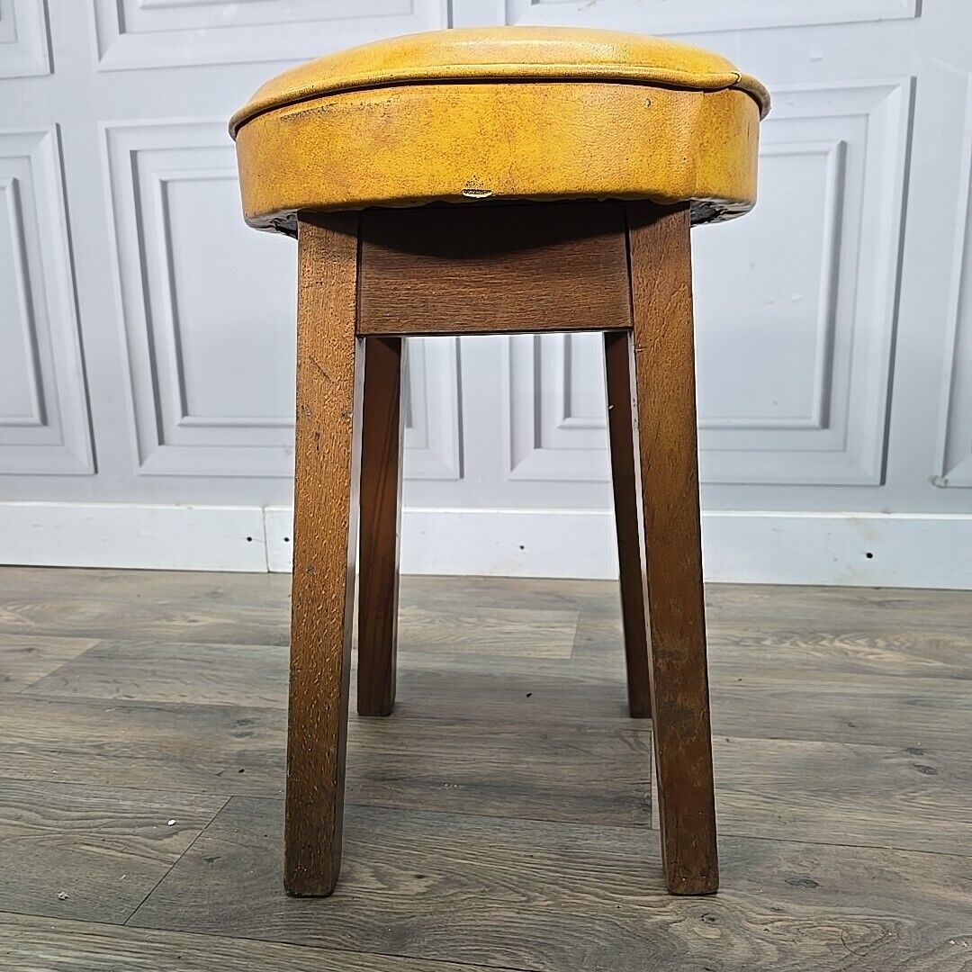 Picture 4 of 24