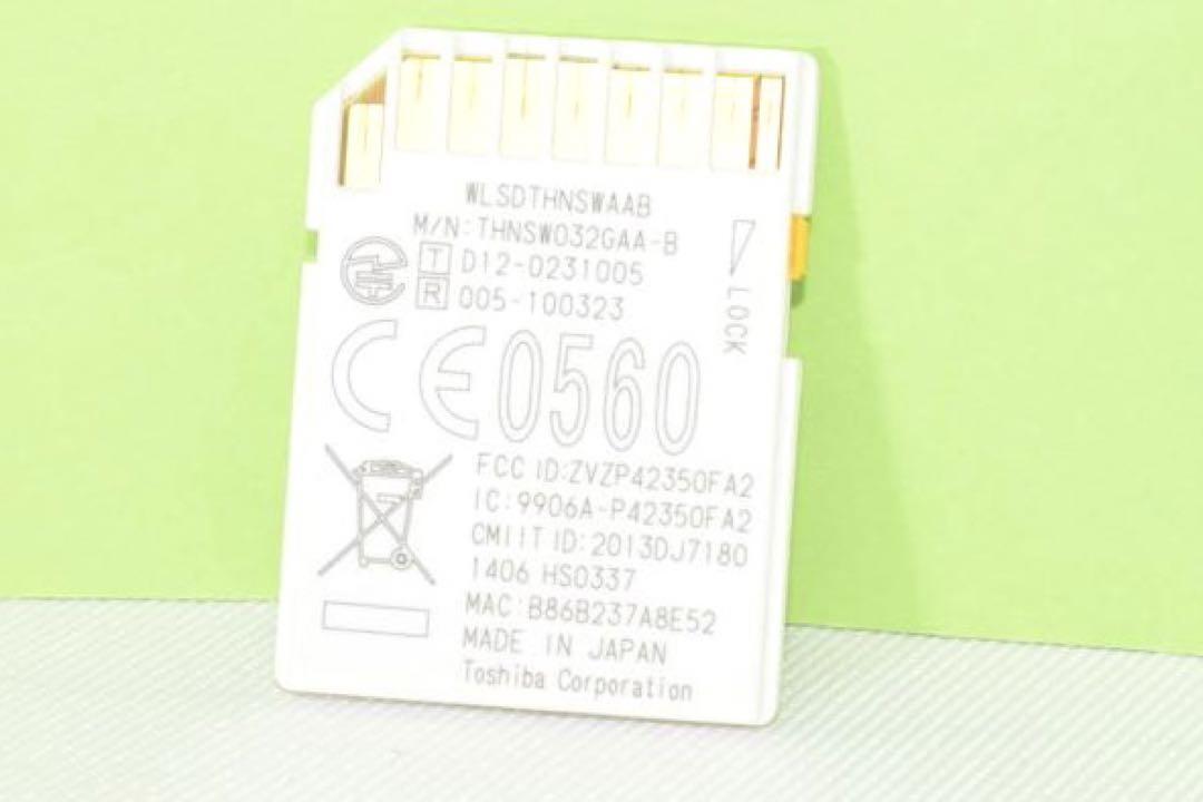 新品　TOSHIBA FLASHAIR W-02 32GB 東芝 FlashAir W-02 SD-WD032G （32GB） SDカード - 最安値