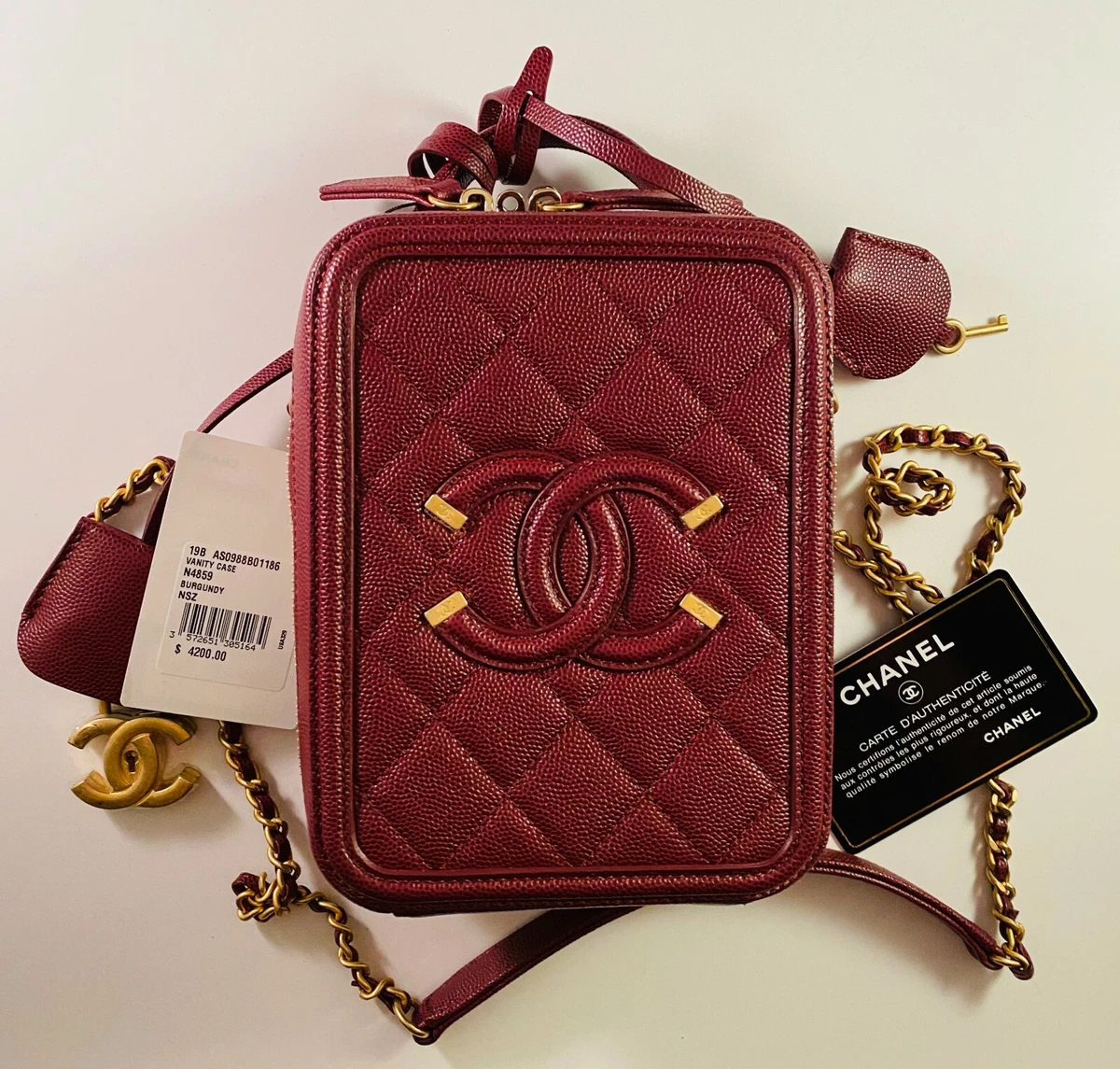 CHANEL Vanity Case Quilted Leather Crossbody Bag Red