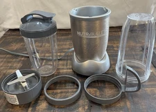 Champagne Nutribullet Pro 900 Series Magic Bullet Blender NB-201 w/ Accessories