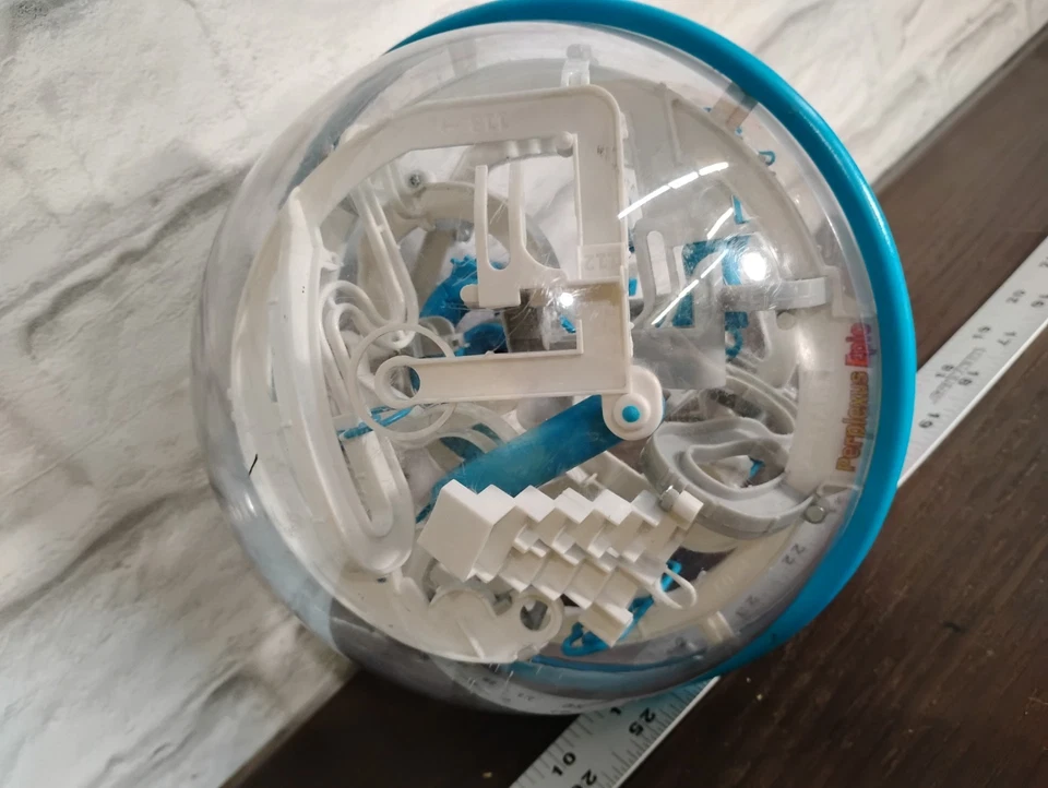 Perplexus Epic 3d Ball Puzzle Maze Game 125 Obstacles 2011 - Image 2 of 4