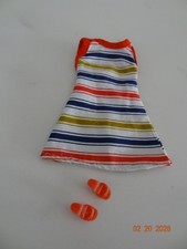 Tenue vintage de présentation de la poupée Mily de Gégé