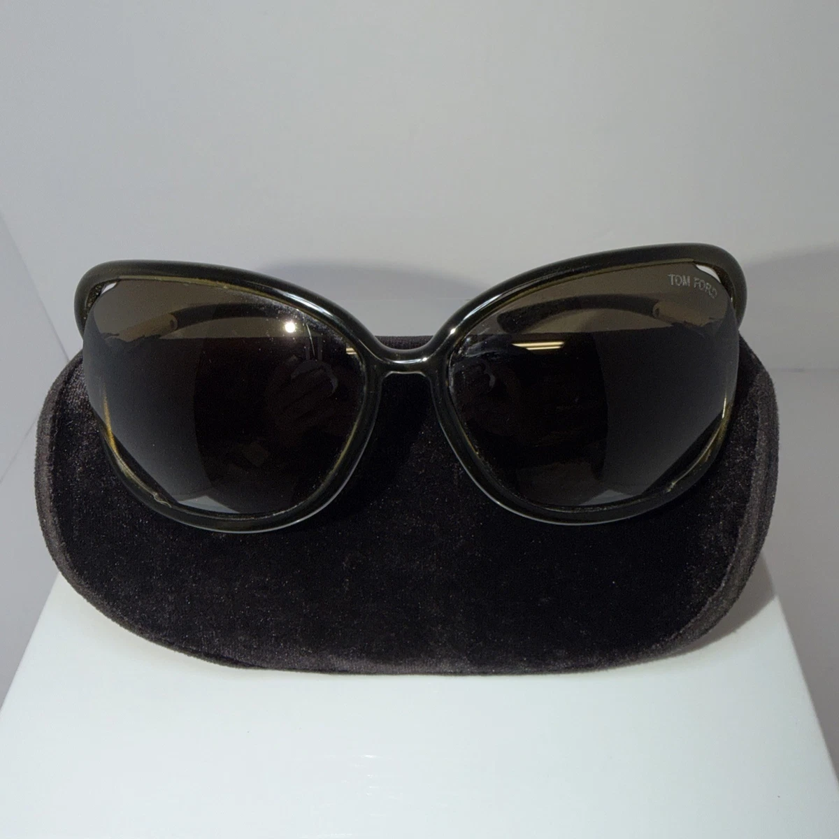 Tom Ford Oversized Black Sunglasses for Women for sale | eBay display picture 3