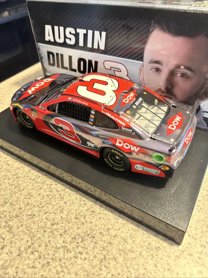 Austin Dillon 2019 Dow Color Chrome 1:24 Diecast DIN 47 Foto 3 de 4
