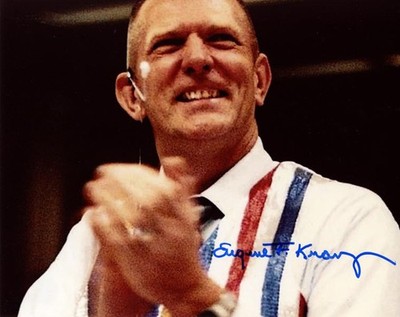 EUGENE GENE KRANZ SIGNED 8X10 PHOTO FLIGHT DIRECTOR APOLLO NASA RARE BECKETT BAS