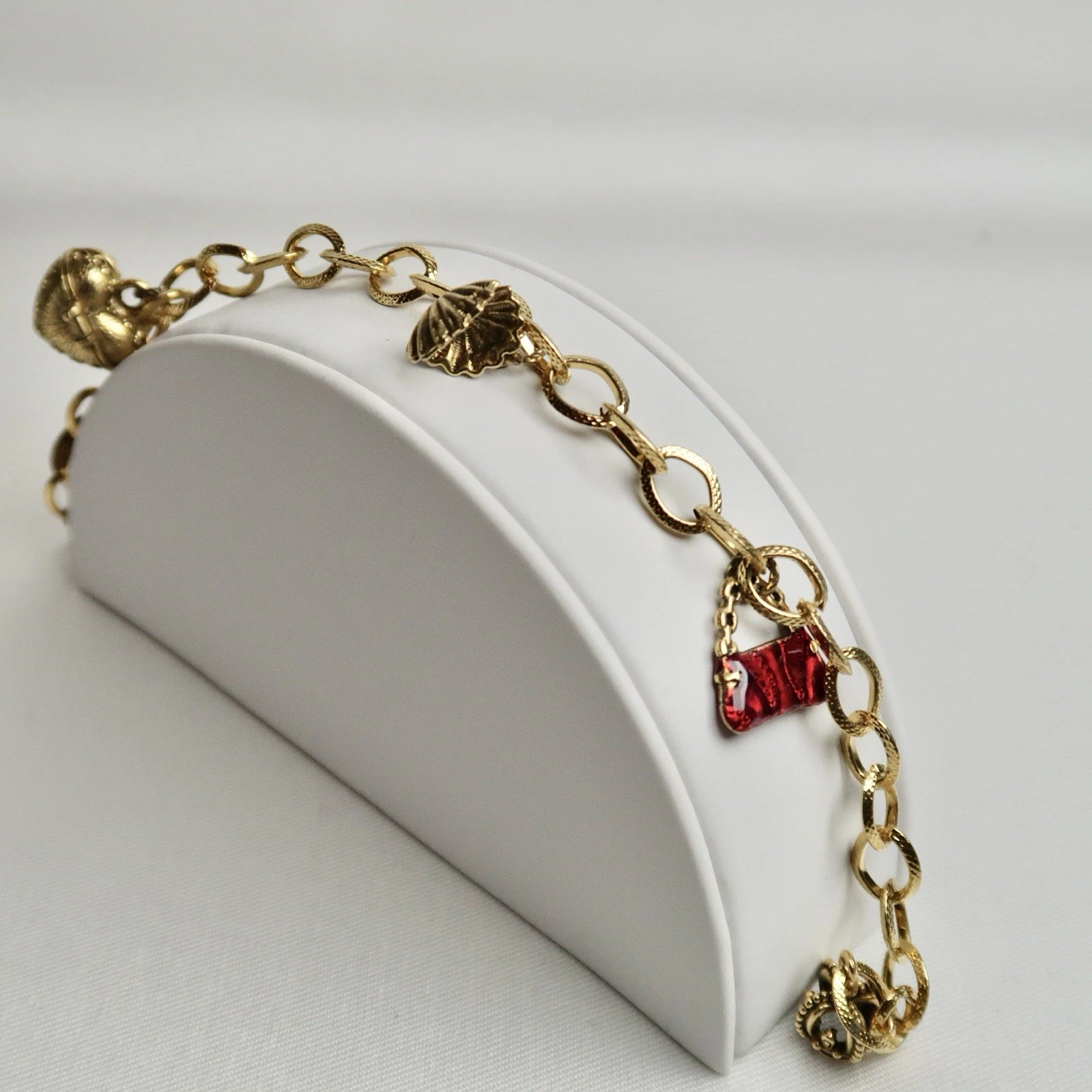 Charm Red Gold Tone Heart Shell Coin Purse Vintage Bracelet Jewelry Br126
