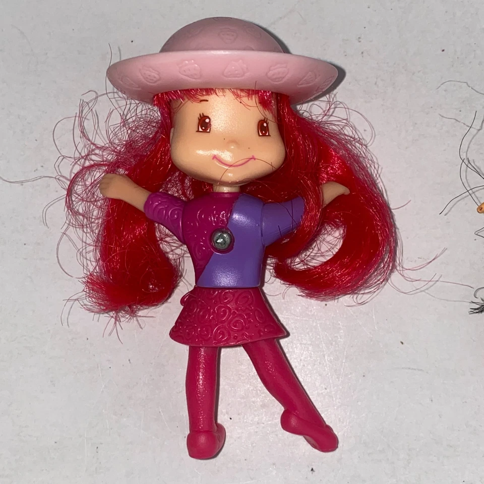 Strawberry Shortcake And Ginger Snap Girls Character Toy Figures Collectibles - Image 3 of 4