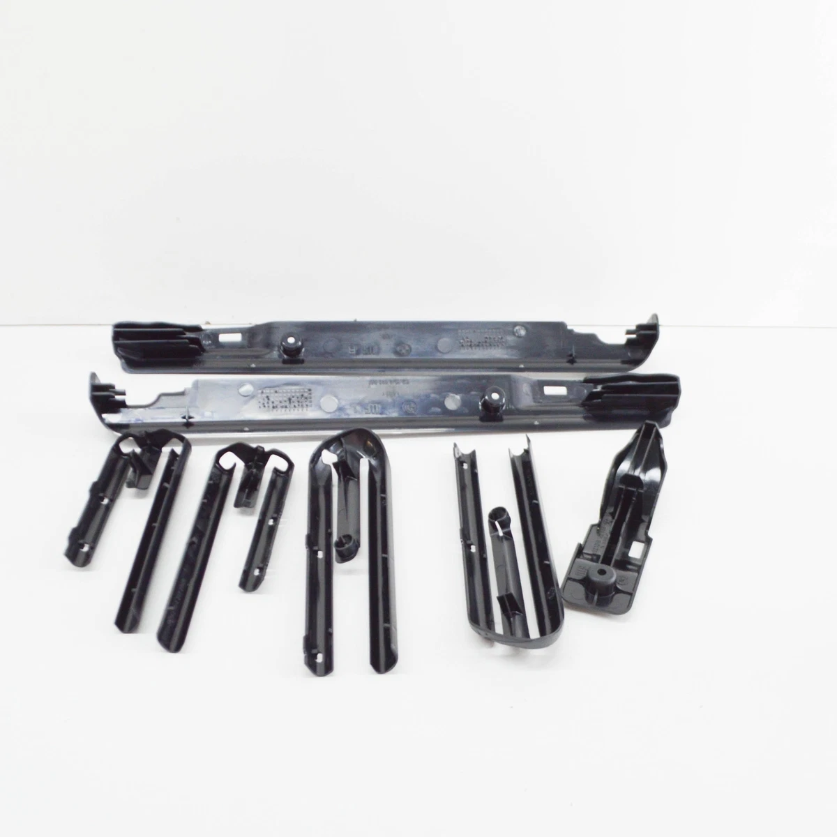 BMW 5 E39 Front Seat Rail Cover Kit 52108217315 8217315 NEW  