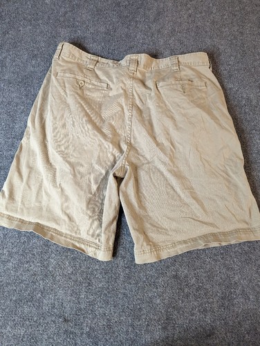 St Johns Bay Mens Size 42 Shorts Comfort Stretch Beige Inseam 9" Performance - Picture 4 of 9