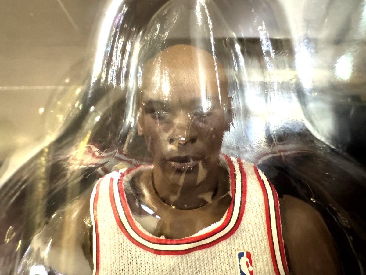 MAFEX Michael Jordan Chicago Bulls HOME Figure No.255