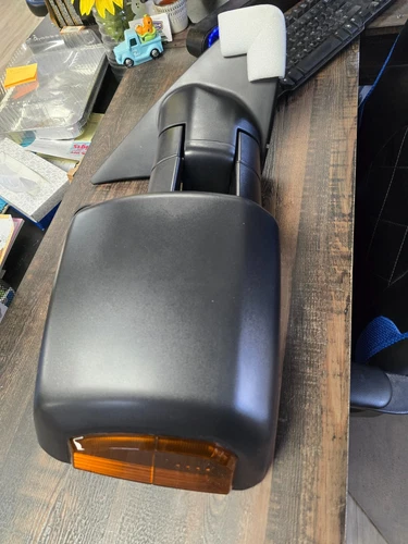 Toyota Tundra New RH Side View Mirror, - TO1321243