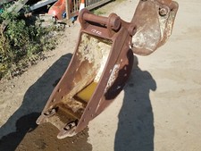 450mm Excavator Trenching Bucket suit 13 Tonne 65mm x 300mm x 420mm £250 + vat