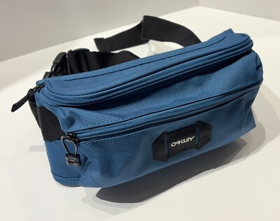 Oakley Street Belt Bag - New - Lyons Blue