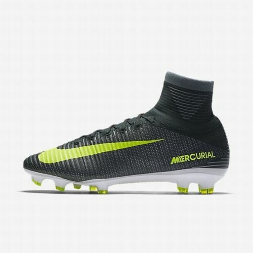 nike soccer cr7