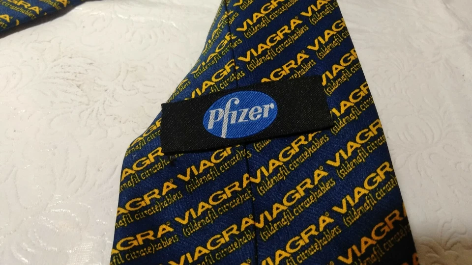 Corbata Pfizer Azul Estampado ED POLIÉSTER NOVEDAD FARMACÉUTICA Foto 3 de 3