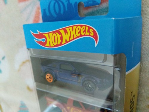 2021 Hot Wheels HW Legends 5-Pack, BONE SHAKER, New with FREE SHIPPING 21 - Picture 2 of 7