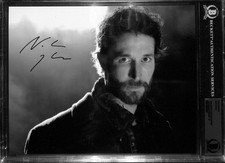 Noah Wyle  Falling Skies Signed 8x10 Photo BECKETT