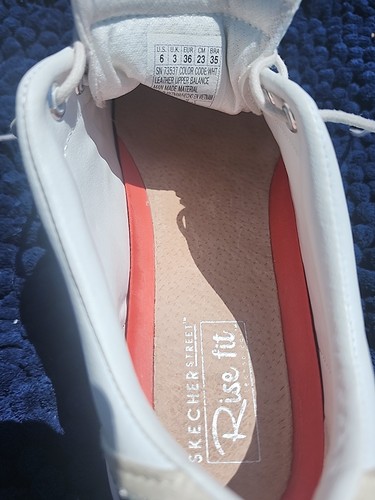 SKECHER STREET RISE FIT LEATHER SNEAKERS RHINESTONE SMILEY HAPPY FACE US 6 - Picture 9 of 10