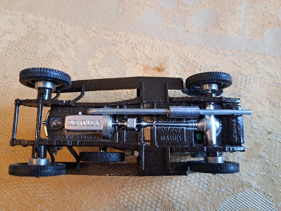 Corgi Collectors classics 1/43 Bentley 3-Litre 1927  - Photo 4/4