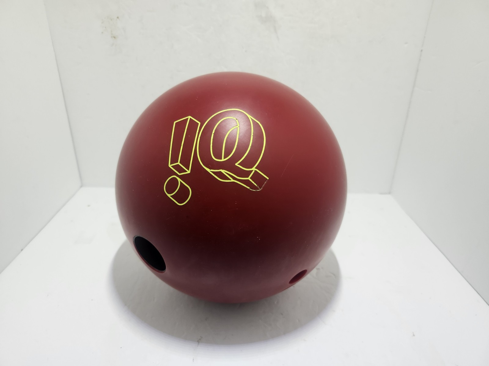 Used 15lb Storm IQ Tour 78/U Bowling Ball