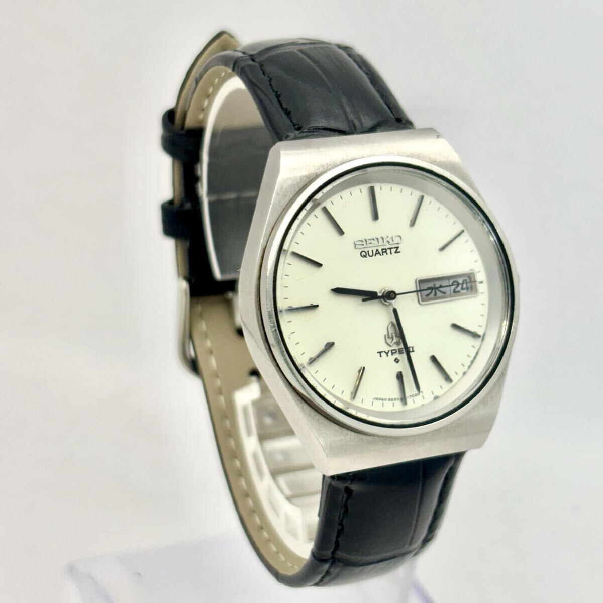 Quartz 8223-7010 White Day-Date New SEIKO TYPE Watch Battery Men’s Dial Strap II - VintageWatches.PK Quartz 8223-7010 White Day-Date New SEIKO TYPE Watch Battery Men’s Dial Strap II - vintagewatches.pk