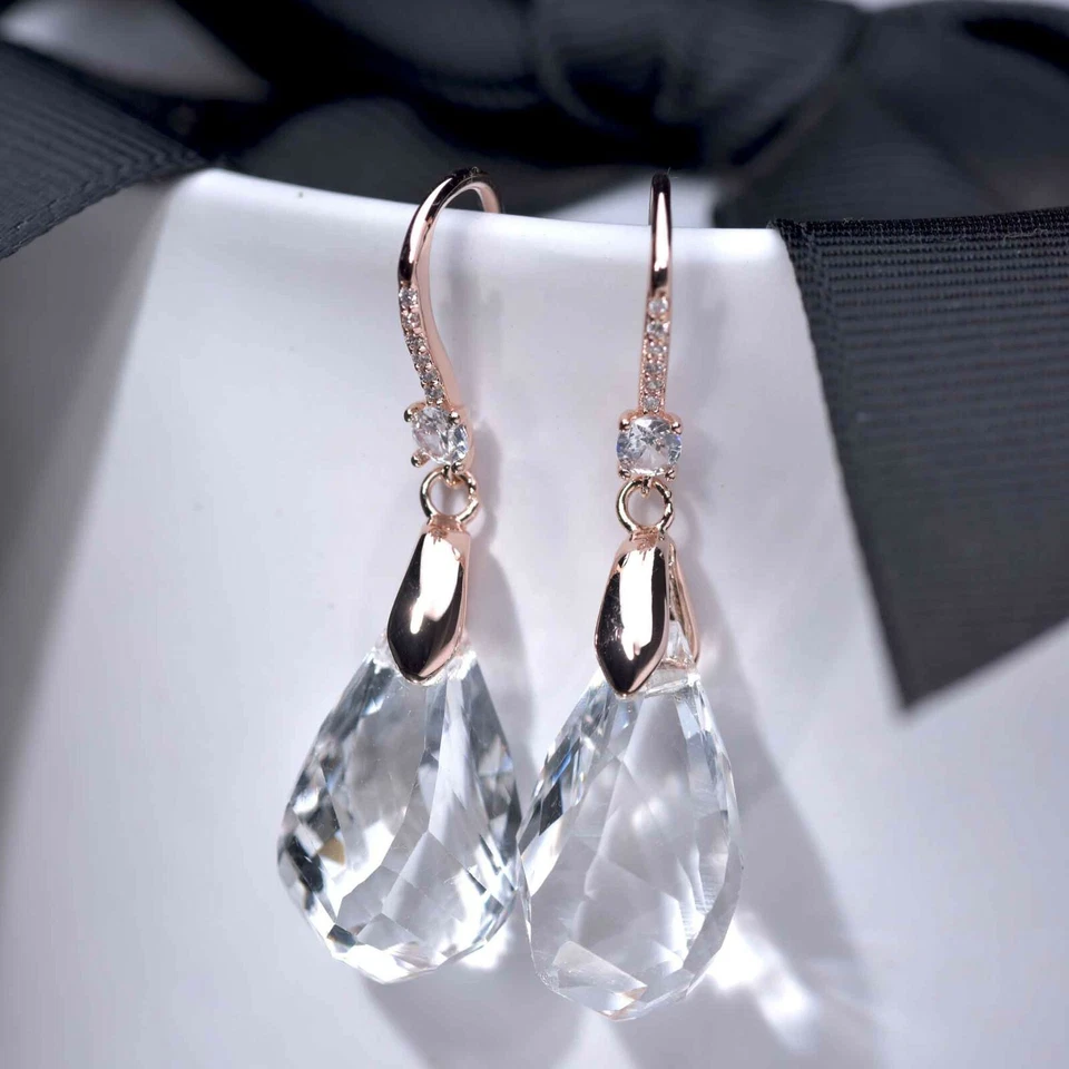 18k rose gold made with SWAROVSKI crystal drop dangle hook earrings sparkling Foto 4 de 4
