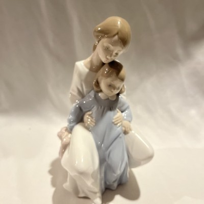 Nao By Lladro Figurine 2002 ''A Moment With Mommy'' Mother Child & Teddy Bear 1429
